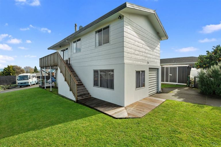 Photo of property in 2 Ngaparaoa Drive, Maketu, 3189