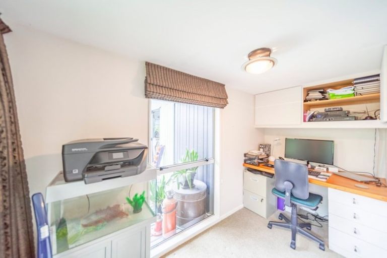 Photo of property in 13a Windsor Terrace, Taradale, Napier, 4112