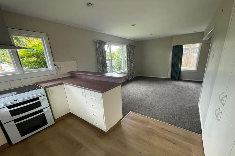 Photo of property in 25 Greenhurst Street, Sockburn, Christchurch, 8042