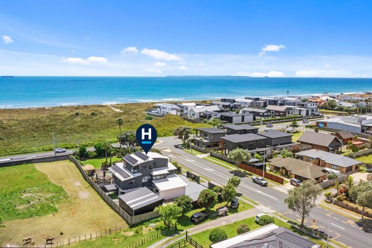 Photo of property in 4a Sandhurst Drive, Papamoa Beach, Papamoa, 3118