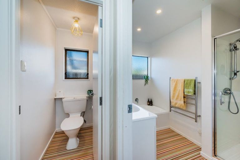 Photo of property in 7 Rodney Grove, Paraparaumu, 5032