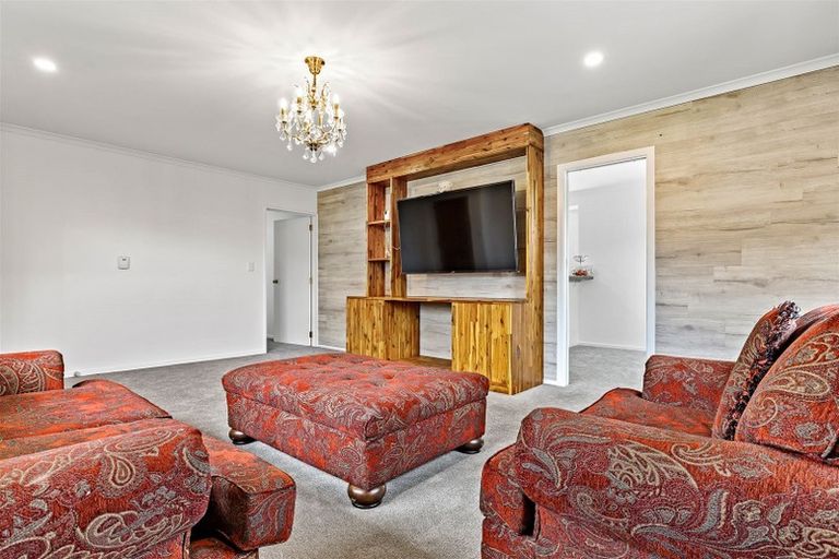 Photo of property in 2/327 Main South Road, Hornby, Christchurch, 8042