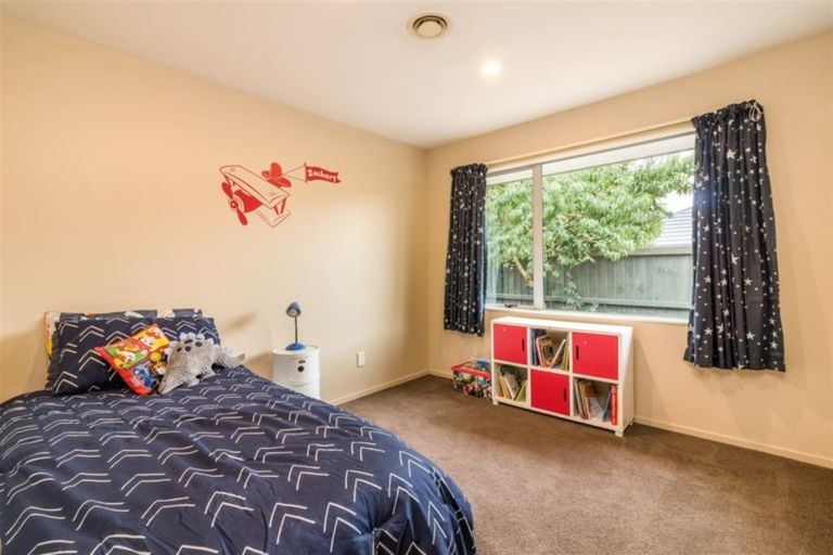Photo of property in 42 Mounter Avenue, Northwood, Christchurch, 8051