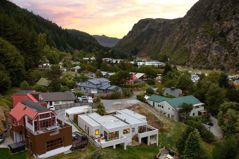Photo of property in 6b Kiely Lane, Queenstown, 9300