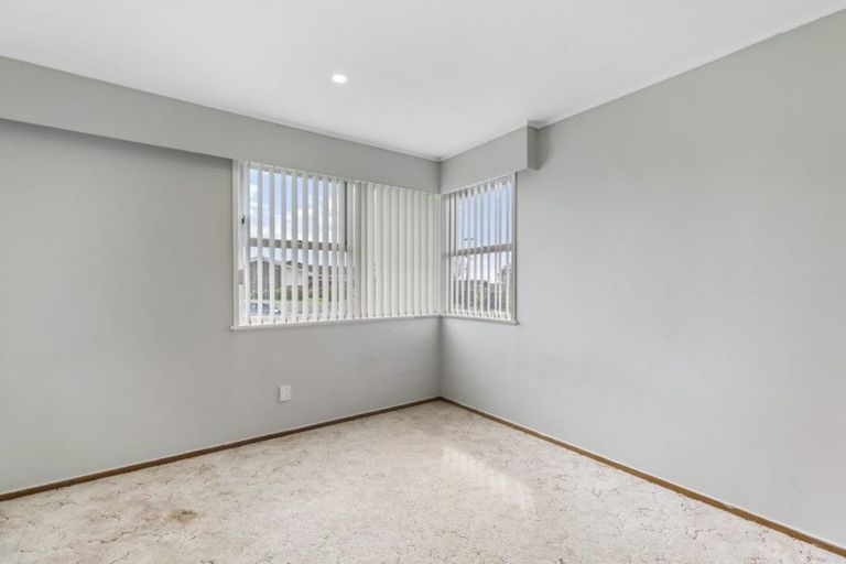 Photo of property in 27 Prangley Avenue, Mangere, Auckland, 2022