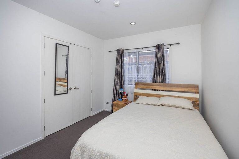 Photo of property in 15 Te Ironui Place, Huntington, Hamilton, 3210