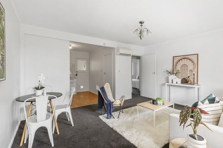 Photo of property in 1/153 Main Road, Tawa, Wellington, 5028