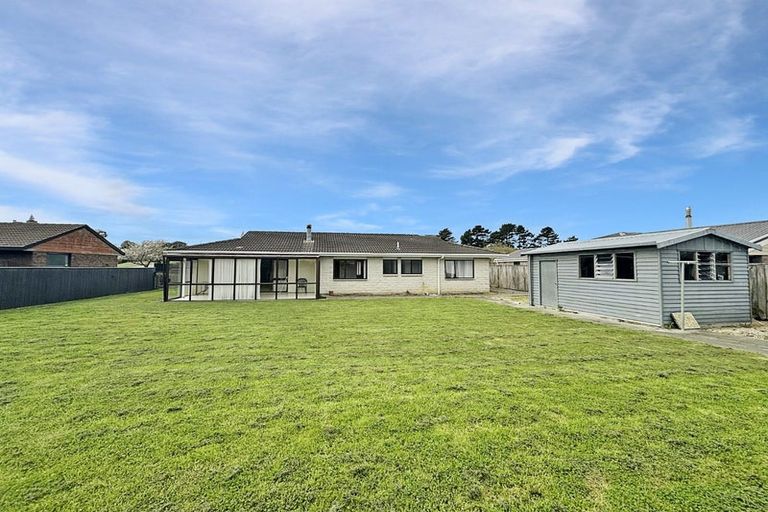 Photo of property in 4 Norfolk Drive, Otamatea, Whanganui, 4500