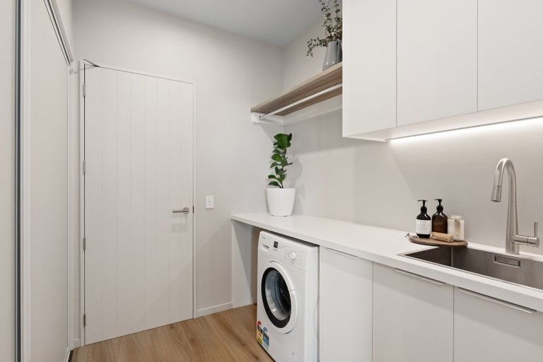 Photo of property in 13 Barnfields Close, Halswell, Christchurch, 8025