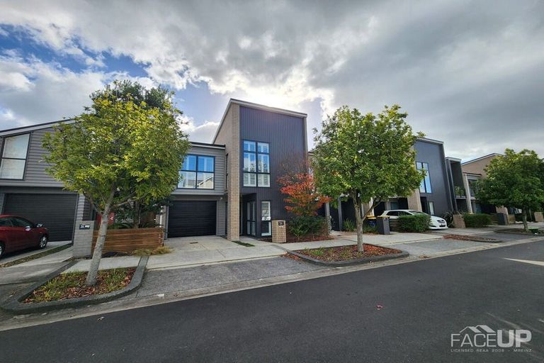 Photo of property in 28 Liquidambar Drive, Hobsonville, Auckland, 0616