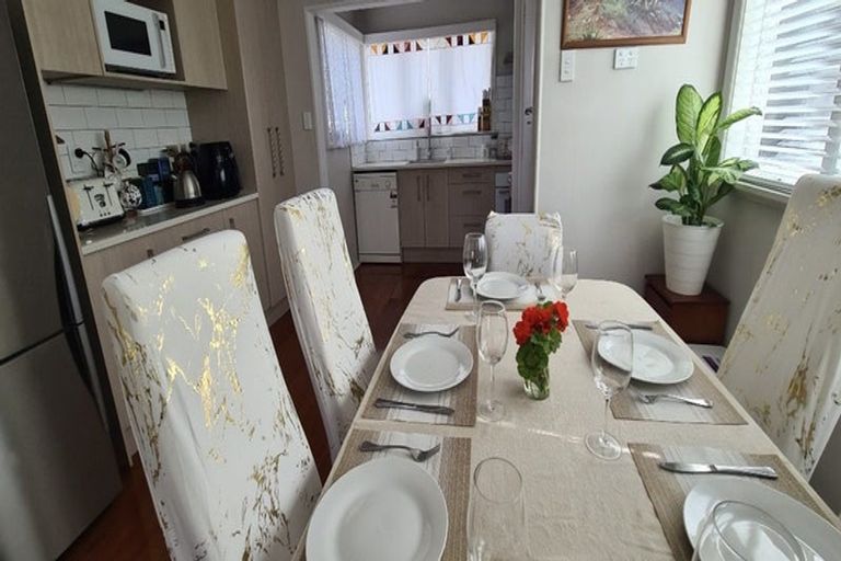 Photo of property in 30 Arawa Street, New Lynn, Auckland, 0600