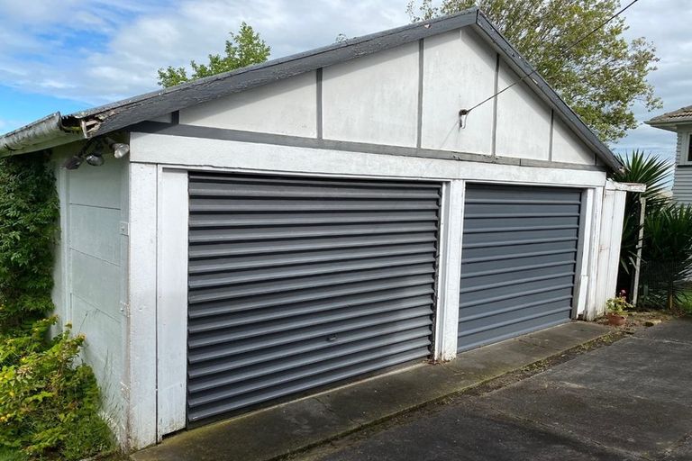 Photo of property in 24 Alison Street, Hamilton Lake, Hamilton, 3204