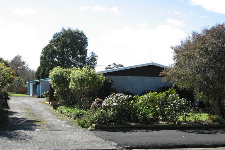 Photo of property in 16b Signal Street, Marton, 4710