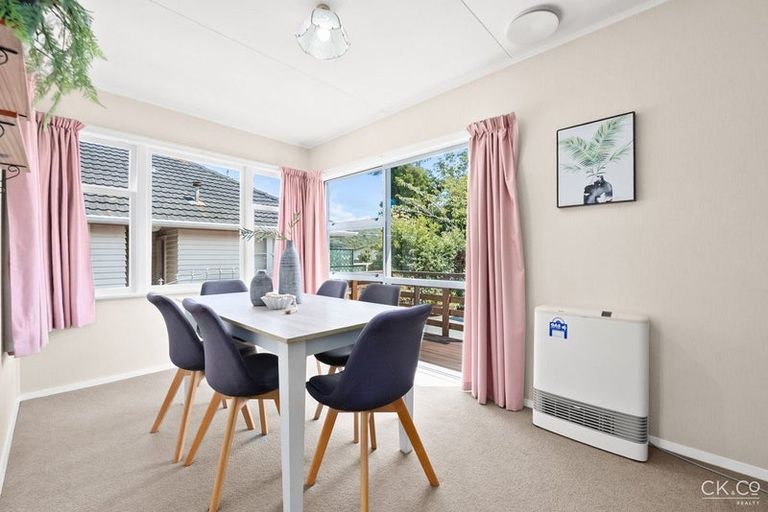 Photo of property in 44 Russell Road, Wainuiomata, Lower Hutt, 5014