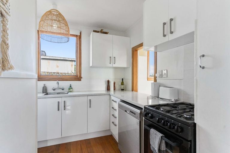 Photo of property in 124 Hampton Road, Whangamata, 3620