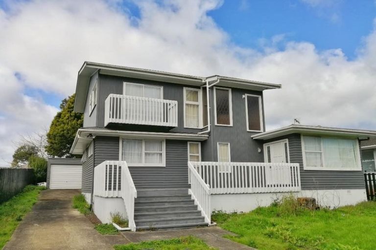 Photo of property in 61 Helena Street, Massey, Auckland, 0614