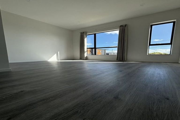 Photo of property in 5/39 Dale Crescent, Pakuranga, Auckland, 2010