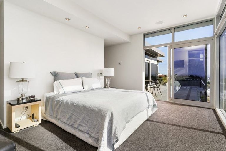 Photo of property in 9 Allom Lane, Cashmere, Christchurch, 8022