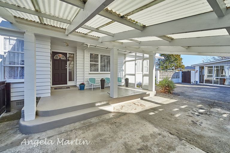 Photo of property in 4 Panako Place, Awapuni, Palmerston North, 4412