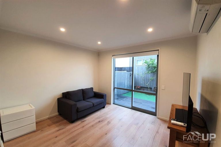 Photo of property in 19b Meteor Road, Hobsonville, Auckland, 0616
