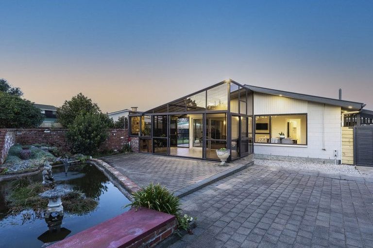 Photo of property in 10 Westerleigh Street, Bishopdale, Christchurch, 8053