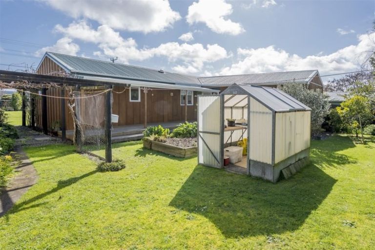 Photo of property in 170 Tiro Tiro Road, Levin, 5510