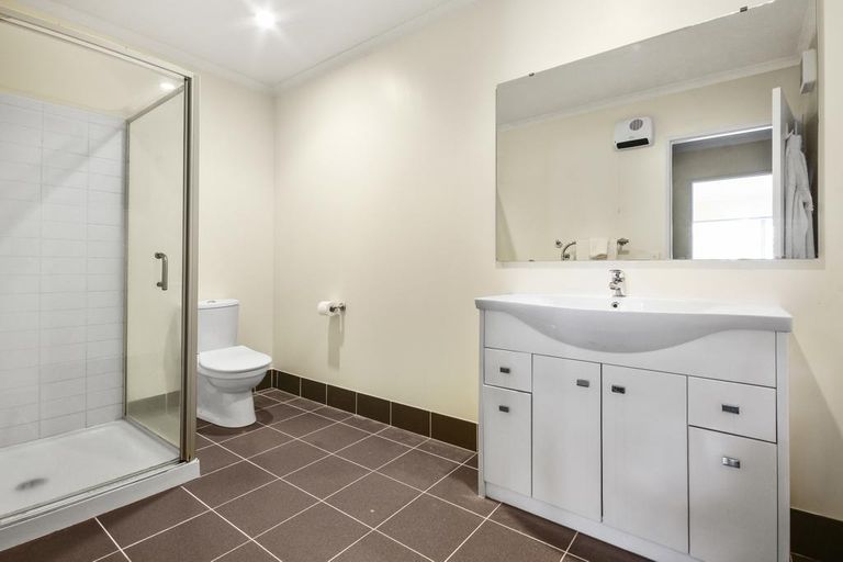 Photo of property in 186b Old Titirangi Road, Titirangi, Auckland, 0604