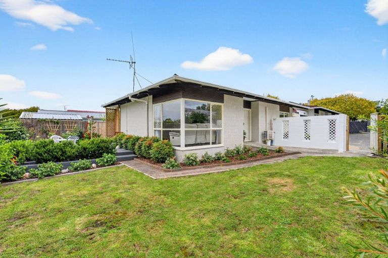 Photo of property in 29a Thorburn Avenue, Red Beach, 0932