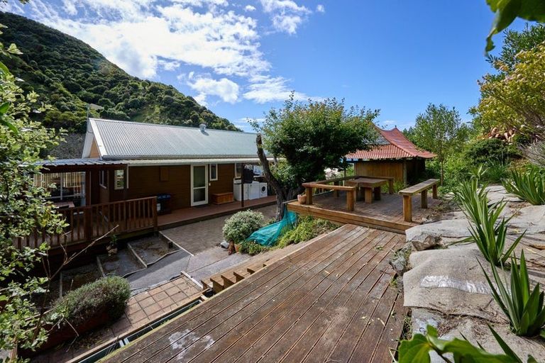 Photo of property in 17 Makura Road, Goose Bay, Kaikoura, 7374