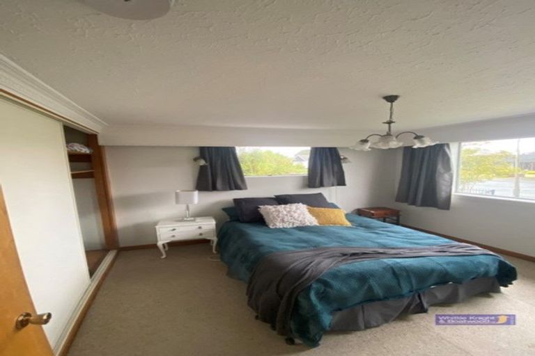 Photo of property in 32 Harrowdale Drive, Avonhead, Christchurch, 8042