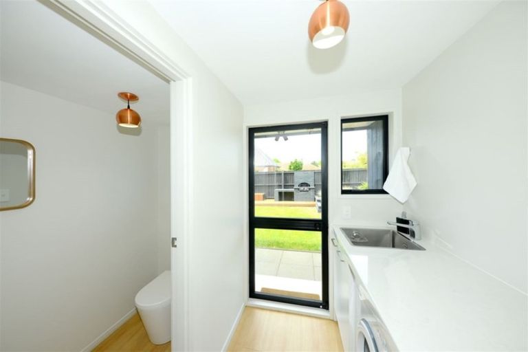 Photo of property in 4 Kingham Place, Avonhead, Christchurch, 8042