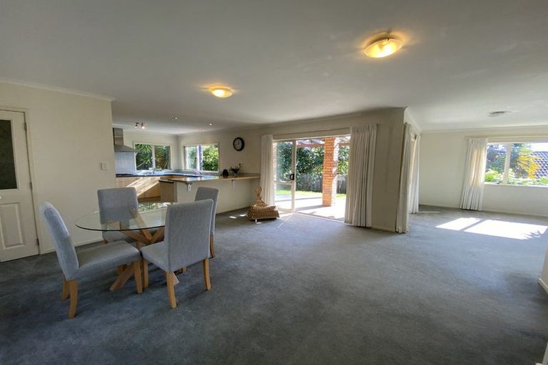 Photo of property in 25 Totara Views Drive, Red Beach, 0932
