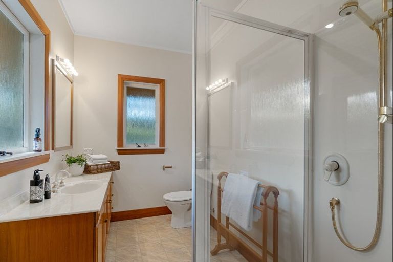 Photo of property in 1/42 Beresford Street, Bayswater, Auckland, 0622