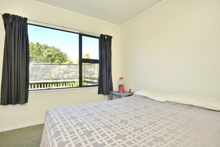 Photo of property in 1 Tamarisk Drive, Riversdale Beach, Masterton, 5872