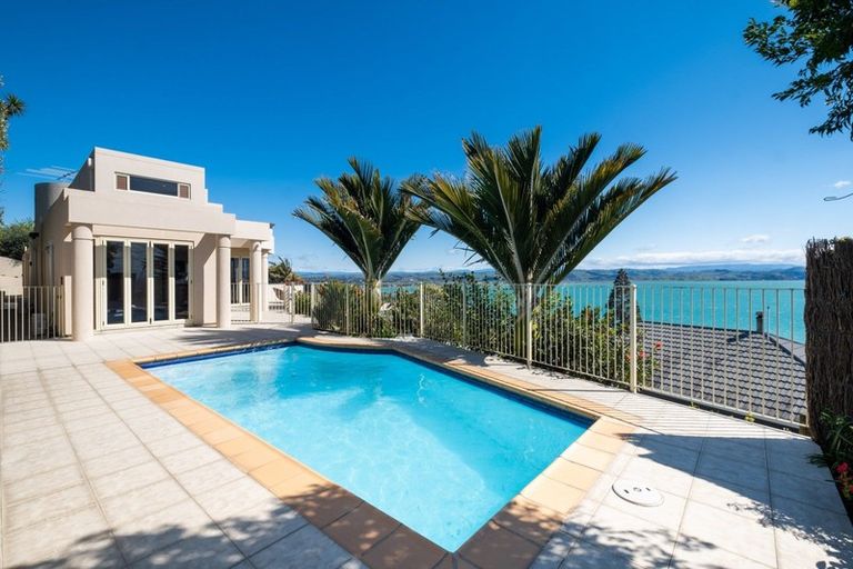 Photo of property in 25a Seapoint Road, Bluff Hill, Napier, 4110
