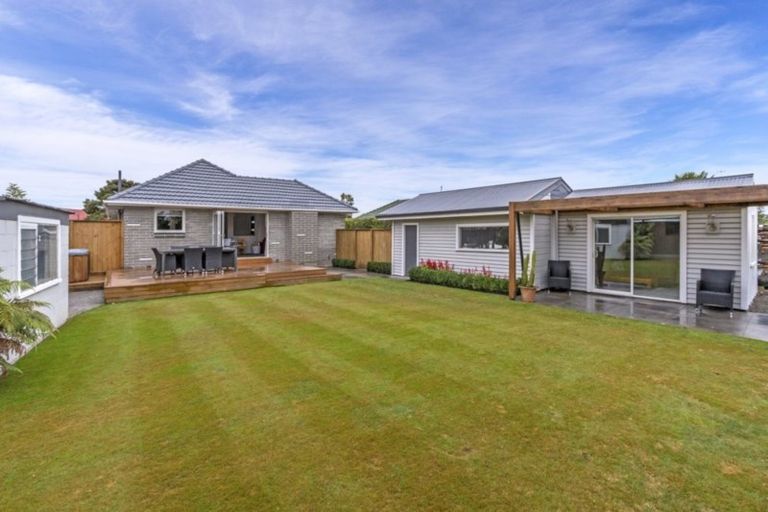 Photo of property in 39 Denise Crescent, Hornby, Christchurch, 8042