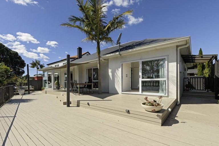 Photo of property in 17 Williams Street, Tauranga, 3110