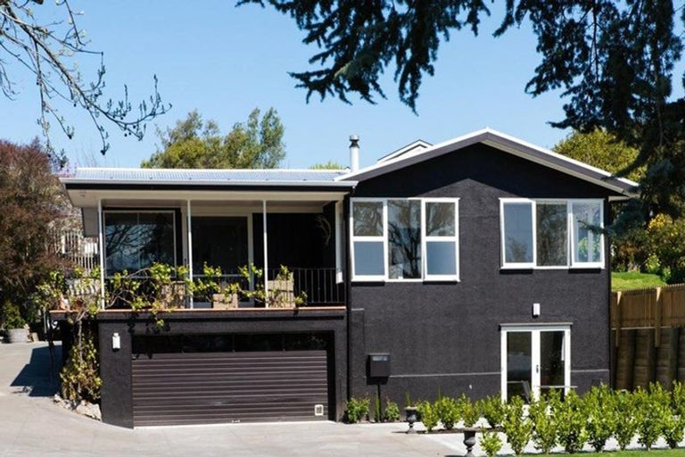 Photo of property in 3 Hereworth Grove, Havelock North, 4130