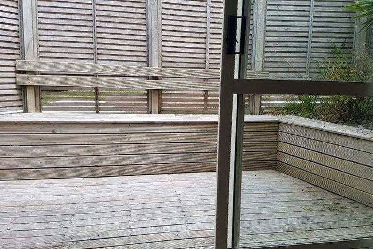 Photo of property in 14 Bruce Road, Glenfield, Auckland, 0629