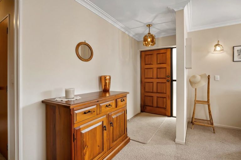Photo of property in 10 Golf Road, Mount Maunganui, 3116