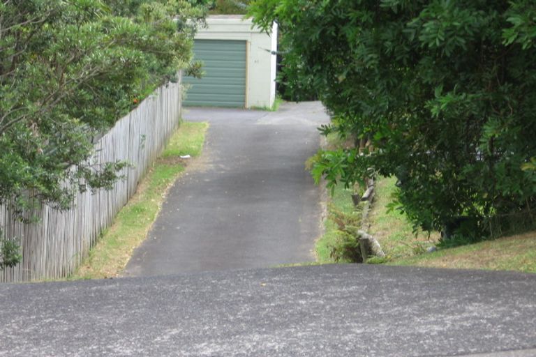 Photo of property in 2/41 Domain Road, Glenfield, Auckland, 0629