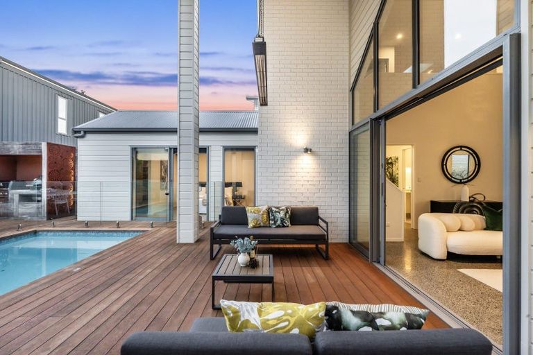 Photo of property in 18 Liquidambar Drive, Hobsonville, Auckland, 0616