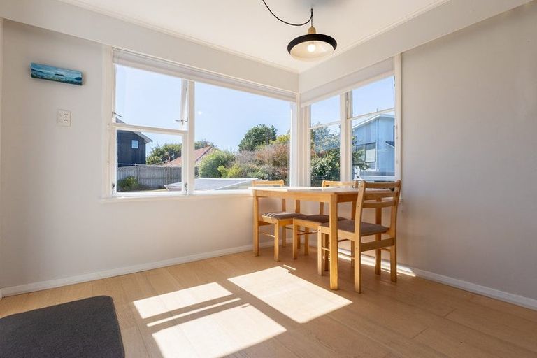 Photo of property in 71 Golf Road, Paraparaumu Beach, Paraparaumu, 5032