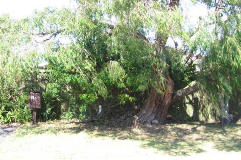 Photo of property in 2/68 Glamorgan Drive, Torbay, Auckland, 0630