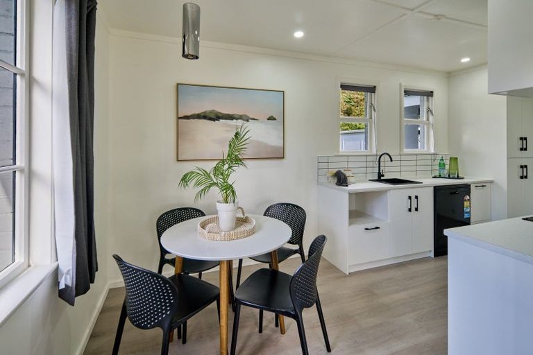 Photo of property in 62 Waddington Drive, Naenae, Lower Hutt, 5011