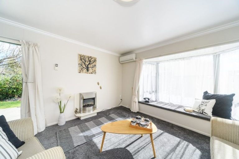Photo of property in 72a Stanley Avenue, Palmerston North, 4414