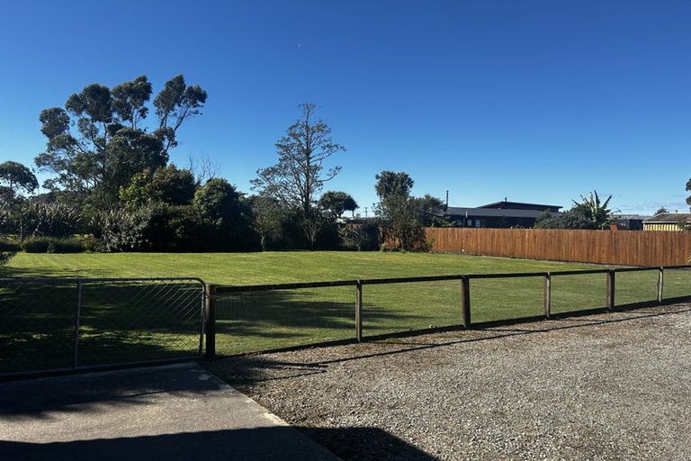 Photo of property in 145 Brougham Street, Westport, 7825