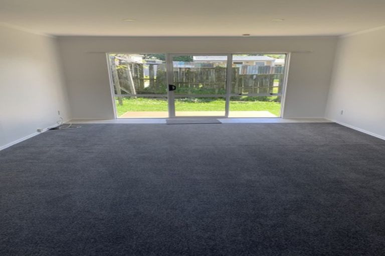 Photo of property in 2/22 Coxhead Road, Manurewa, Auckland, 2102
