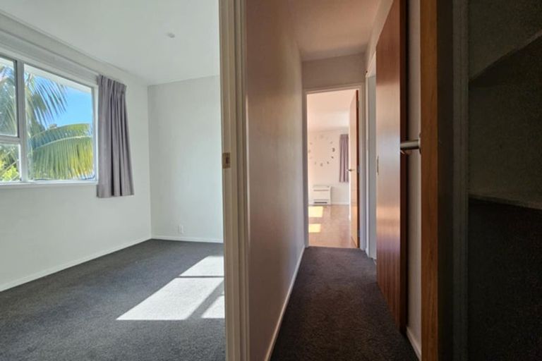 Photo of property in 2/25 Moire Road, Massey, Auckland, 0614