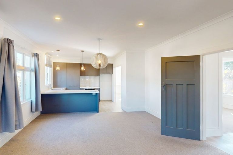 Photo of property in 19 Chelwood Street, Takaro, Palmerston North, 4412